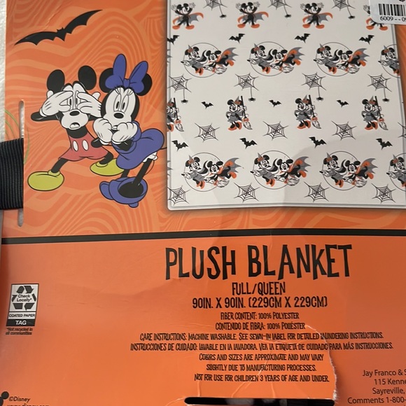 Disney: Halloween Plush Blanket. NWT - Picture 2 of 2